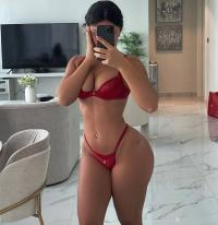 Esenyurt Escort Feyza Doymak Bilmeyen Bayan